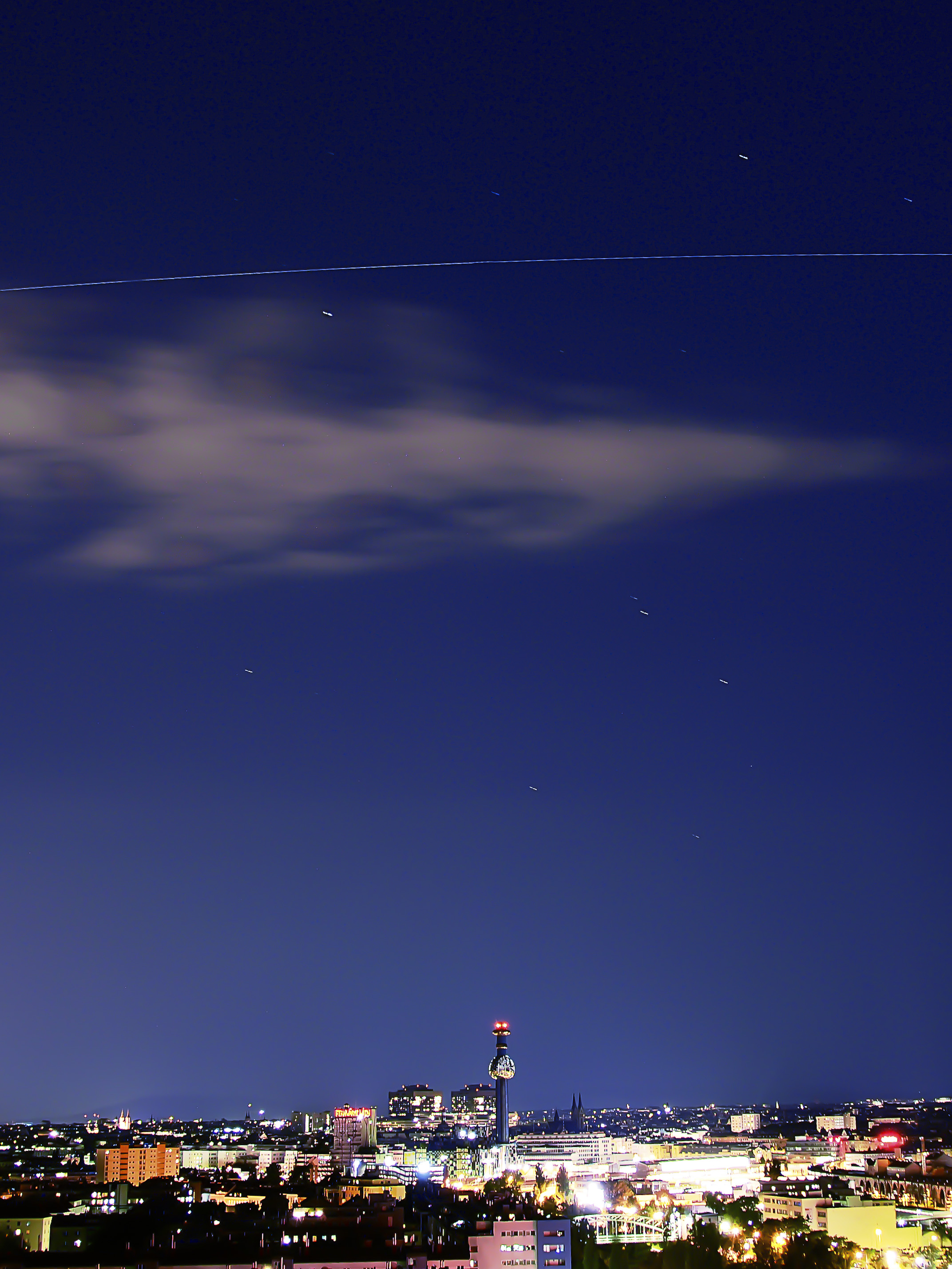 Lucky Shot! Skywatcher Captures Space Station Soaring Over Vienna 